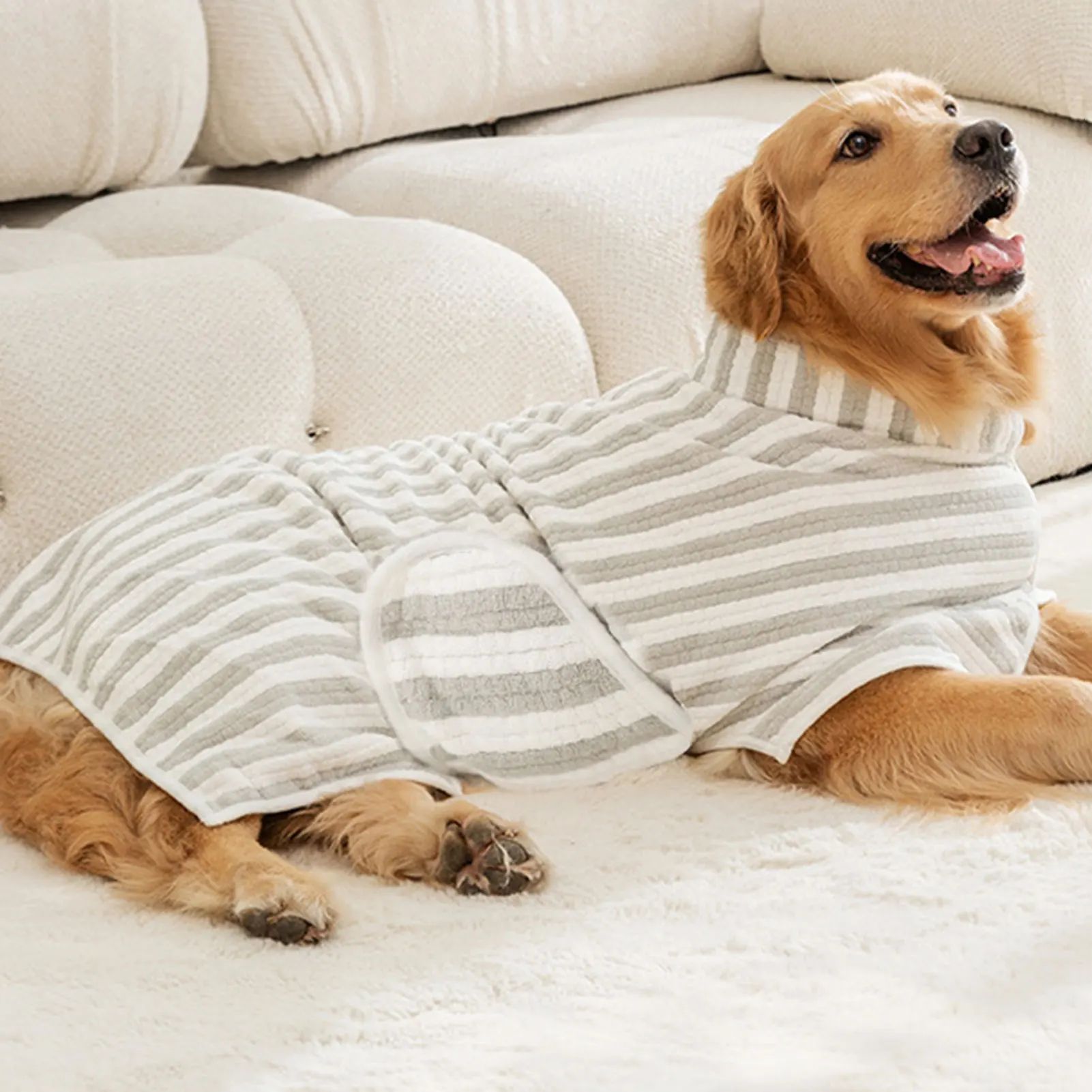 Ultra-Absorbent Quick-Drying Pet Bath Towel Thick Soft Bathrobe